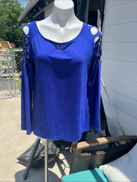 Tops - Women’s Royal Blue Cold-Shoulder Long Sleeve Top